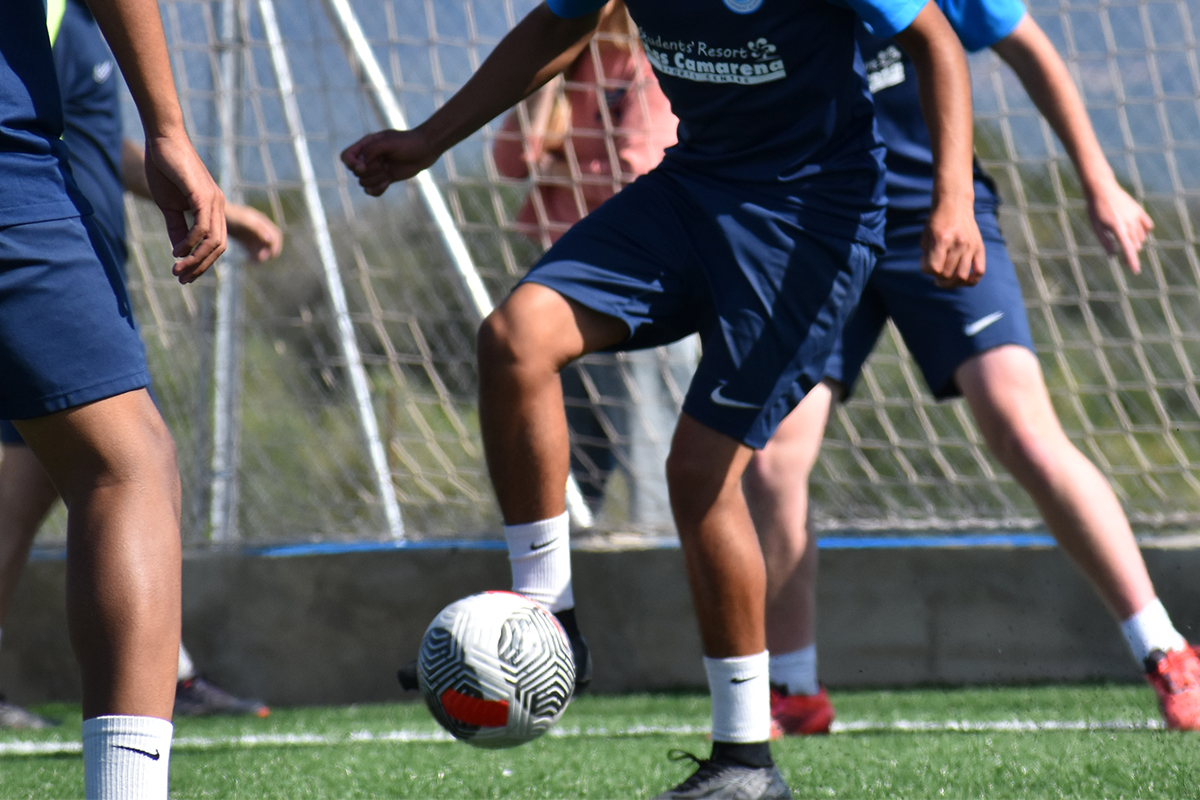 ▷ First Touch Drills to Dominate Under Pressure - IDA Valencia