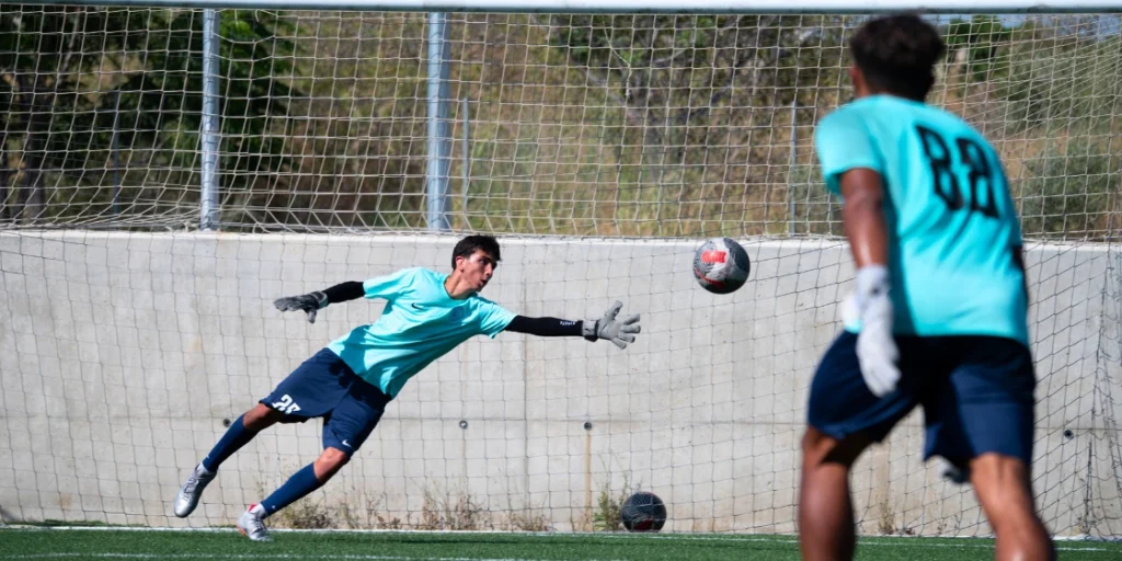 a step by step guide on how to become a pro soccer player